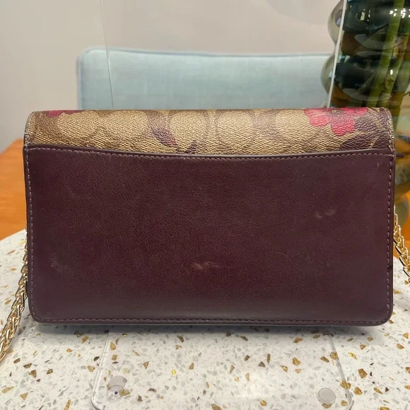 Coach Anna - Signature Victorian Flowers- Crossbody with gold hardware - Picture 12 of 13